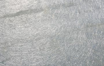 Quoditch laminate fibreglass or shingles?